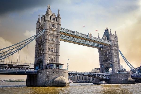 英国支持非商业性代孕
