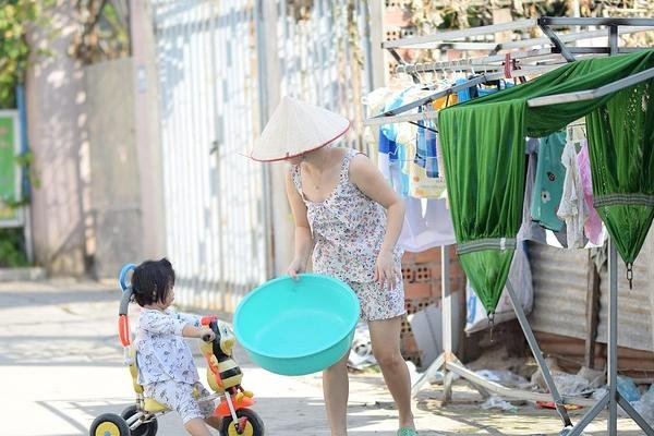跨国法律保障与透明合同